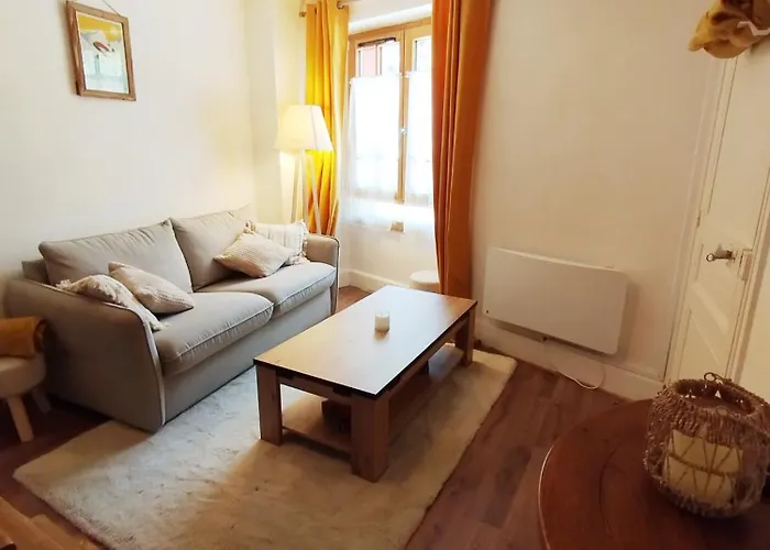 Casa de Férias Maison De Charme Au Coeur D'ax-les-thermes Ax-les-Thermes